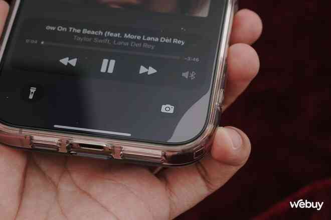 Đây là ốp lưng đẹp nhất cho iPhone 16 Pro Max: Giá chỉ 600.000 đồng, thiết kế "xuyên thấu" cực bền bỉ, tới từ thương hiệu có tiếng- Ảnh 9. Đây là ốp lưng đẹp nhất cho iPhone 16 Pro Max: Giá chỉ 600.000 đồng, thiết kế "xuyên thấu" cực bền bỉ, tới từ thương hiệu có tiếng- Ảnh 9.