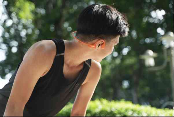 Shokz OpenRun Pro 2 - tai nghe không nhét tai kết hợp truyền âm qua xương và qua khí