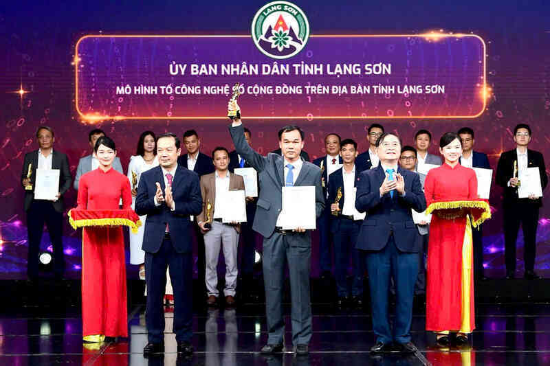 ‘Thuyền trưởng’ con tàu chuyển đổi số tỉnh Lạng Sơn