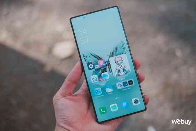 Điện thoại gaming năm 2024 hóa ra trông như thế này: Thiết kế vuông góc cạnh, mặt lưng đổi màu, pin khủng 7.050mAh, có cả camera ẩn dưới màn hình- Ảnh 10. Điện thoại gaming năm 2024 hóa ra trông như thế này: Thiết kế vuông góc cạnh, mặt lưng đổi màu, pin khủng 7.050mAh, có cả camera ẩn dưới màn hình- Ảnh 10.