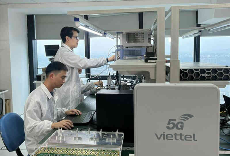 Ban dan Viettel 2.jpg