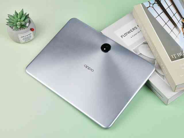 OPPO ra mắt máy tính bảng giá chỉ 7 triệu: Màn hình 11 inch 144Hz, chip giống Reno13, sạc nhanh gấp 3 lần iPad Pro- Ảnh 5. OPPO ra mắt máy tính bảng giá chỉ 7 triệu: Màn hình 11 inch 144Hz, chip giống Reno13, sạc nhanh gấp 3 lần iPad Pro- Ảnh 5.
