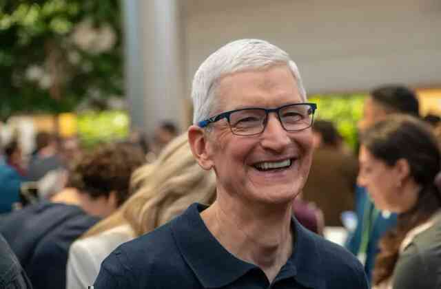 CEO Tim Cook: Apple không thể thành công nếu thiếu đối tác Trung Quốc