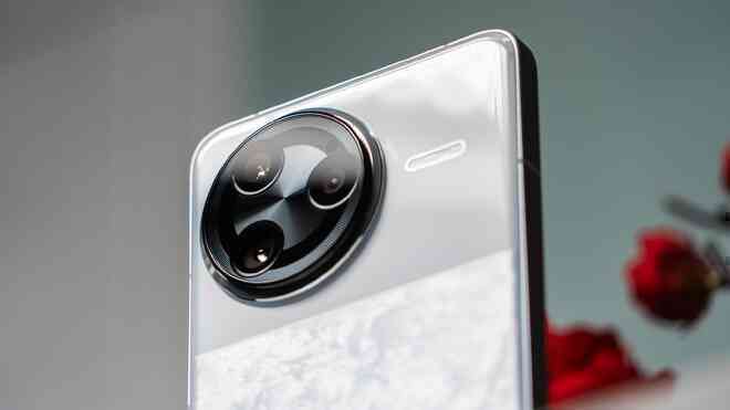 Cận cảnh REDMI K80 Pro vừa ra mắt: Thiết kế mới, hiệu năng Snapdragon 8 Elite "bá đạo", pin khủng 6.000mAh mà giá còn rẻ hơn cả iPhone 13- Ảnh 6. Cận cảnh REDMI K80 Pro vừa ra mắt: Thiết kế mới, hiệu năng Snapdragon 8 Elite "bá đạo", pin khủng 6.000mAh mà giá còn rẻ hơn cả iPhone 13- Ảnh 6.