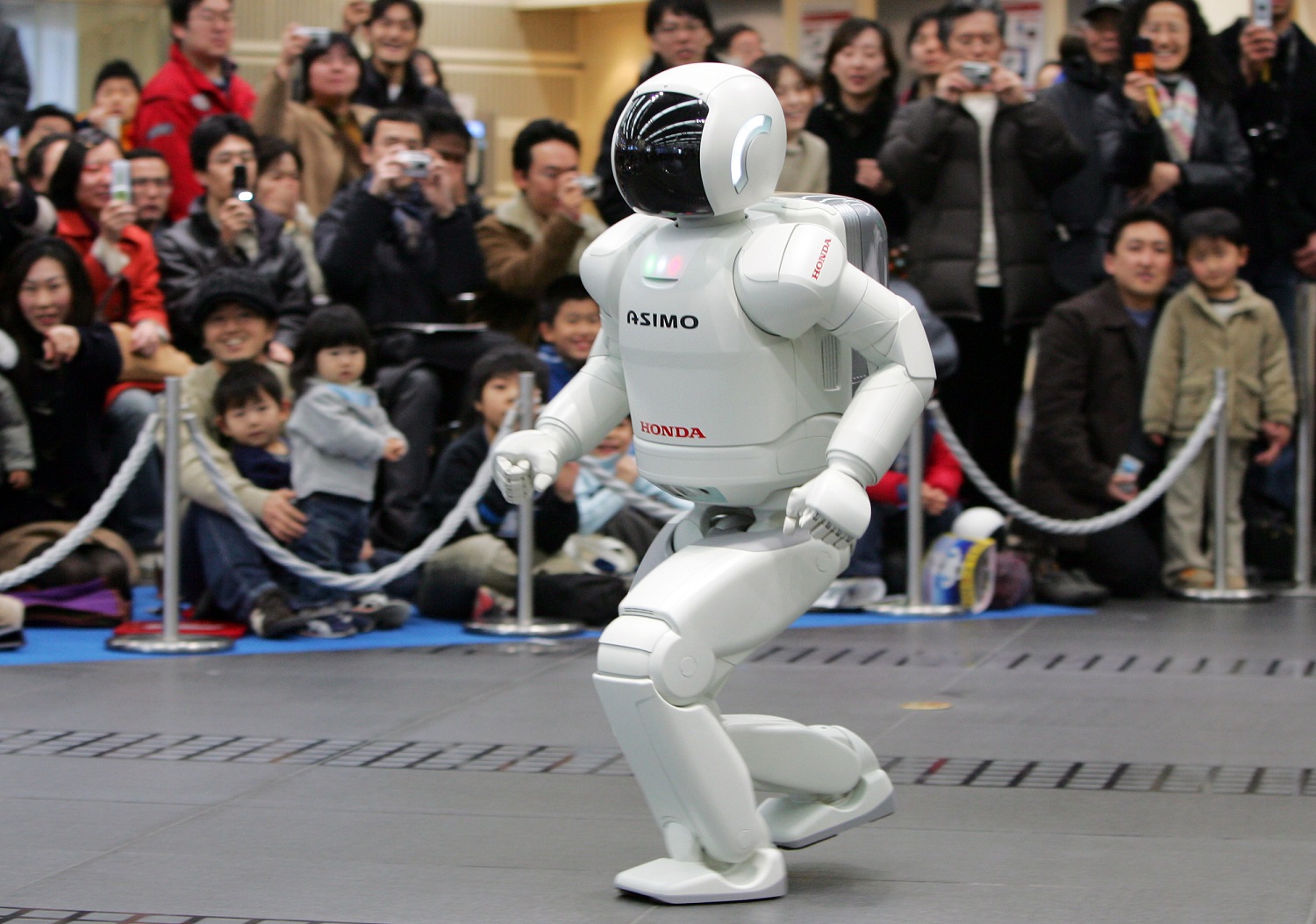 Giữa kỷ nguyên robot hình người, các nhà khoa học lại chế tạo robot cá có chân, bắt chúng tiến hóa lại từ đầu- Ảnh 2. Giữa kỷ nguyên robot hình người, các nhà khoa học lại chế tạo robot cá có chân, bắt chúng tiến hóa lại từ đầu- Ảnh 2.