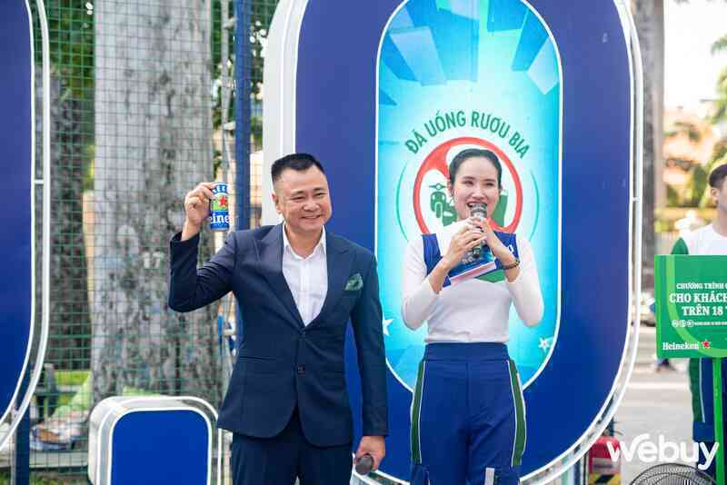 Tận hưởng thức uống không cồn Heineken 0.0, hào hứng trải nghiệm lái xe an toàn tại Ngày hội Tuyên truyền Pháp luật Việt Nam- Ảnh 12. Tận hưởng thức uống không cồn Heineken 0.0, hào hứng trải nghiệm lái xe an toàn tại Ngày hội Tuyên truyền Pháp luật Việt Nam- Ảnh 12.