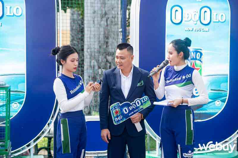 Tận hưởng thức uống không cồn Heineken 0.0, hào hứng trải nghiệm lái xe an toàn tại Ngày hội Tuyên truyền Pháp luật Việt Nam- Ảnh 6. Tận hưởng thức uống không cồn Heineken 0.0, hào hứng trải nghiệm lái xe an toàn tại Ngày hội Tuyên truyền Pháp luật Việt Nam- Ảnh 6.