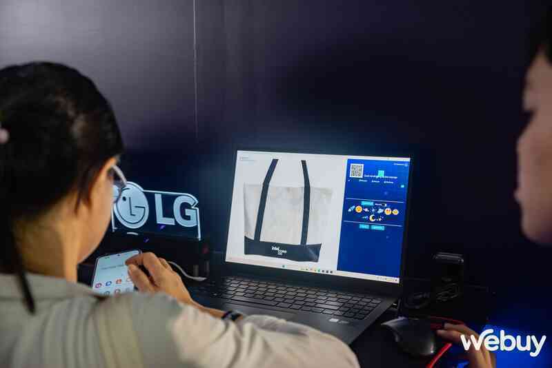 Người trẻ hào hứng với loạt trải nghiệm AI độc đáo tại Intel AIvolution 2024- Ảnh 7. Người trẻ hào hứng với loạt trải nghiệm AI độc đáo tại Intel AIvolution 2024- Ảnh 7.