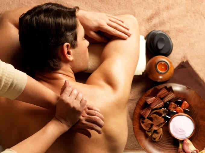 2 người tử vong sau khi đi massage: Chuyên gia cảnh báo 6 nhóm người cần đặc biệt TRÁNH XA massage- Ảnh 2. 2 người tử vong sau khi đi massage: Chuyên gia cảnh báo 6 nhóm người cần đặc biệt TRÁNH XA massage- Ảnh 2.