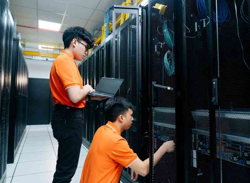 Cận cảnh hàng ngàn siêu chip Nvidia GPU H1000 cho Nhà máy AI đầu tiên tại Việt Nam