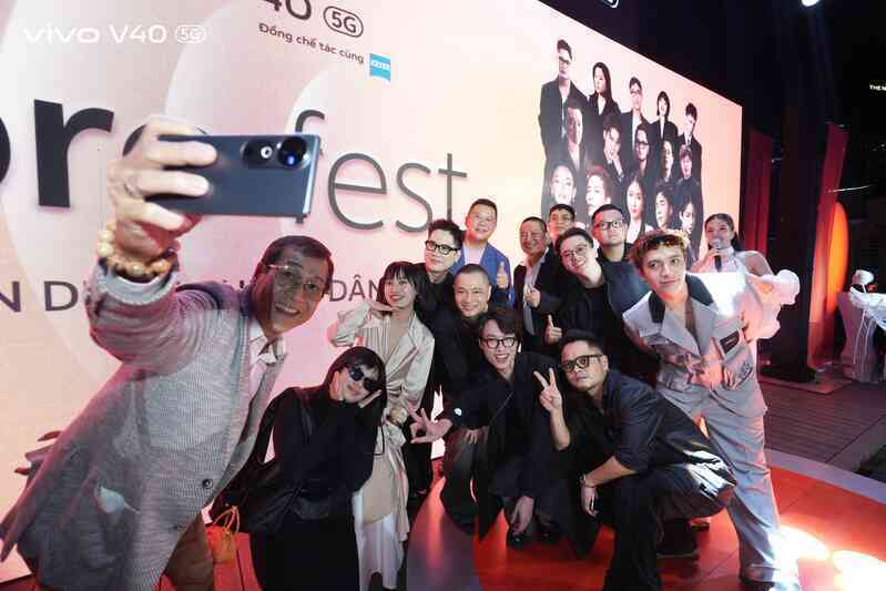vivo "chơi lớn" với chiến dịch Pro-Fest: Quy tụ toàn NAG thời trang đình đám, tôn vinh vẻ đẹp Việt- Ảnh 3. vivo "chơi lớn" với chiến dịch Pro-Fest: Quy tụ toàn NAG thời trang đình đám, tôn vinh vẻ đẹp Việt- Ảnh 3.