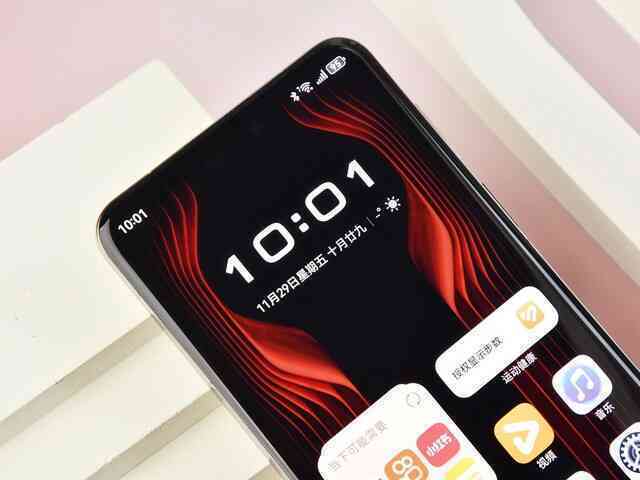 Ảnh thực tế điện thoại giá 42 triệu đồng nhưng hiệu năng chỉ bằng một nửa điện thoại 12 triệu đồng- Ảnh 7. Ảnh thực tế điện thoại giá 42 triệu đồng nhưng hiệu năng chỉ bằng một nửa điện thoại 12 triệu đồng- Ảnh 7.