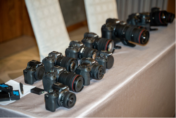 Cuộc thi: "Sáng tạo video cùng Canon": Hành trình vượt giới hạn của những nhà làm phim trẻ- Ảnh 3. Cuộc thi: "Sáng tạo video cùng Canon": Hành trình vượt giới hạn của những nhà làm phim trẻ- Ảnh 3.