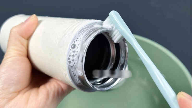 Bình giữ nhiệt tưởng sạch nhưng thực chất là Bình giữ nhiệt tưởng sạch nhưng thực chất là