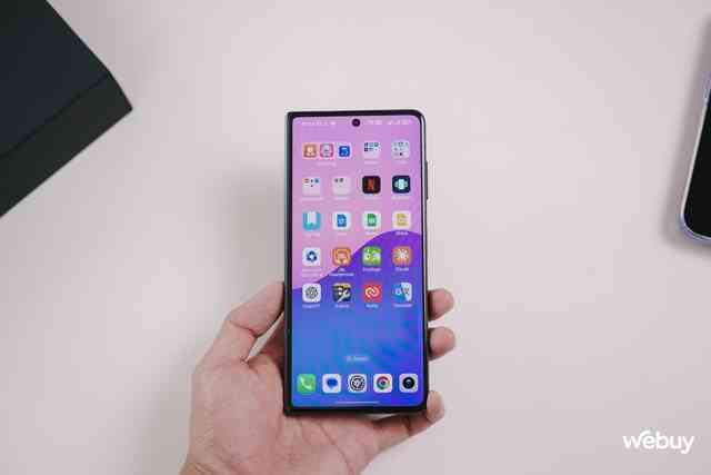 Trên tay điện thoại gập mỏng nhẹ nhất thế giới: Galaxy Z Fold6 hay OPPO Find N3 cũng phải "chào thua", giá chính hãng 39,99 triệu đồng- Ảnh 20. Trên tay điện thoại gập mỏng nhẹ nhất thế giới: Galaxy Z Fold6 hay OPPO Find N3 cũng phải "chào thua", giá chính hãng 39,99 triệu đồng- Ảnh 20.
