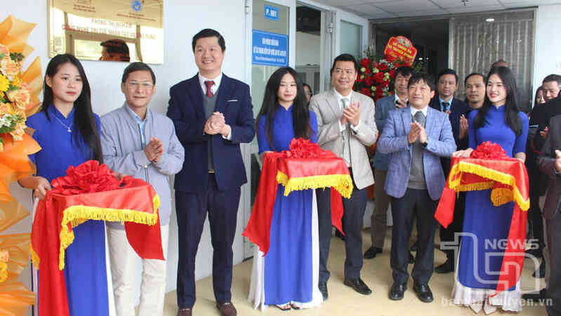 Trường Đại học Công nghệ - Thông tin và Truyền thông: Khai trương Phòng thí nghiệm AITA LAB