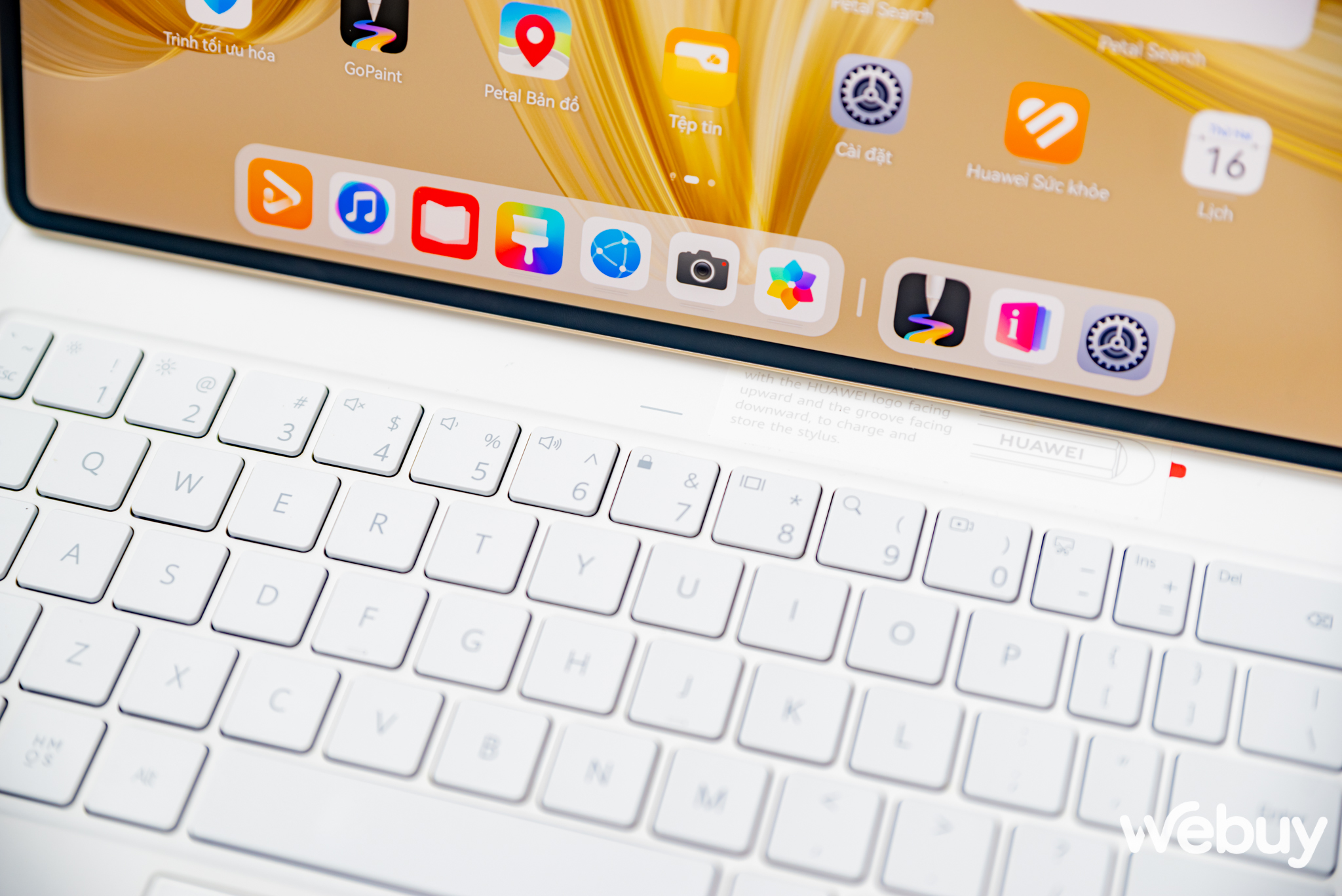 Cận cảnh Huawei MatePad Pro: Liệu có đủ "Pro" để thay thế một chiếc laptop?- Ảnh 20. Cận cảnh Huawei MatePad Pro: Liệu có đủ "Pro" để thay thế một chiếc laptop?- Ảnh 20.