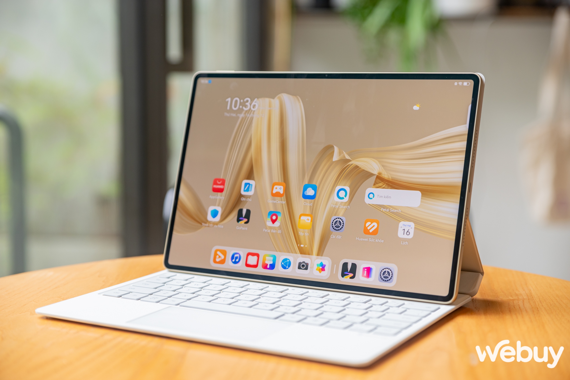 Cận cảnh Huawei MatePad Pro: Liệu có đủ "Pro" để thay thế một chiếc laptop?- Ảnh 10. Cận cảnh Huawei MatePad Pro: Liệu có đủ "Pro" để thay thế một chiếc laptop?- Ảnh 10.