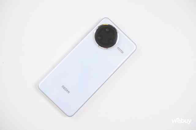 Trên tay điện thoại Xiaomi giá chỉ hơn 13 triệu nhưng trang bị chip Snapdragon 8 Elite cực mạnh, thiết kế đẹp, pin 6.000mAh, có cả vân tay siêu âm- Ảnh 8. Trên tay điện thoại Xiaomi giá chỉ hơn 13 triệu nhưng trang bị chip Snapdragon 8 Elite cực mạnh, thiết kế đẹp, pin 6.000mAh, có cả vân tay siêu âm- Ảnh 8.
