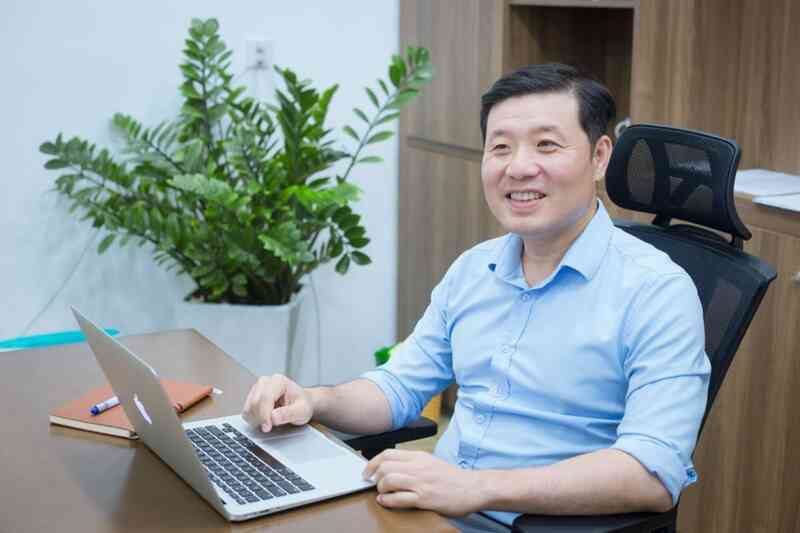 1 nhà Toán học người Việt tầm cỡ là con trai của nhà thơ nổi tiếng: Giáo sư của ĐH Yale, đứng đầu viện nghiên cứu dữ liệu của tỷ phú Phạm Nhật Vượng