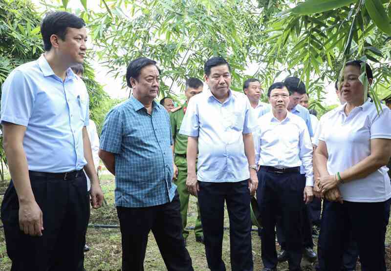 Bộ trưởng Lê Minh Hoan đoạt Giải báo chí toàn quốc về ‘tam nông’