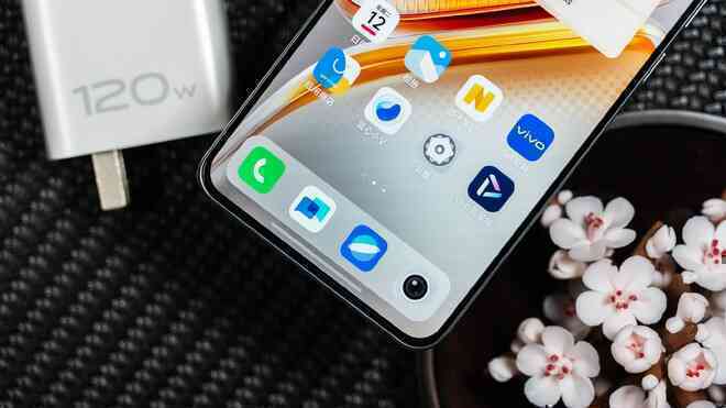 Điện thoại Dimensity 9400 giá rẻ nhất: Thiết kế đẹp, có vân tay siêu âm, pin 6.100mAh kèm sạc nhanh 120W mà giá chỉ bằng nửa OPPO Find X8 Pro- Ảnh 8. Điện thoại Dimensity 9400 giá rẻ nhất: Thiết kế đẹp, có vân tay siêu âm, pin 6.100mAh kèm sạc nhanh 120W mà giá chỉ bằng nửa OPPO Find X8 Pro- Ảnh 8.