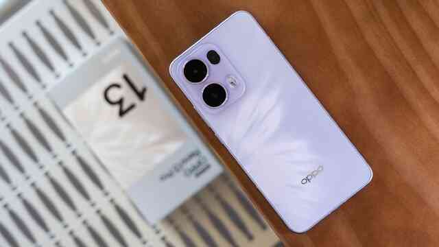 Trên tay OPPO Reno13 Pro sắp ra mắt tại Việt Nam: Thiết kế mới quá đẹp, chống nước IP69, camera chụp đẹp kèm pin 5.800mAh- Ảnh 2. Trên tay OPPO Reno13 Pro sắp ra mắt tại Việt Nam: Thiết kế mới quá đẹp, chống nước IP69, camera chụp đẹp kèm pin 5.800mAh- Ảnh 2.