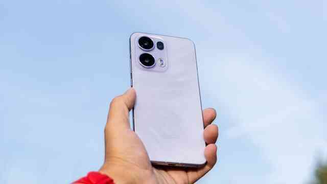 Trên tay OPPO Reno13 Pro sắp ra mắt tại Việt Nam: Thiết kế mới quá đẹp, chống nước IP69, camera chụp đẹp kèm pin 5.800mAh- Ảnh 5. Trên tay OPPO Reno13 Pro sắp ra mắt tại Việt Nam: Thiết kế mới quá đẹp, chống nước IP69, camera chụp đẹp kèm pin 5.800mAh- Ảnh 5.