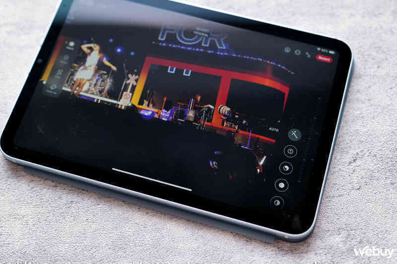 Tận dụng tính năng này trên iOS 18.1, tôi có thể tự tạo hình nền cực xịn trong một nốt nhạc- Ảnh 9. Tận dụng tính năng này trên iOS 18.1, tôi có thể tự tạo hình nền cực xịn trong một nốt nhạc- Ảnh 9.