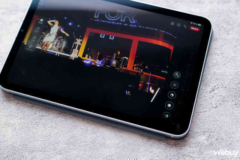 Tận dụng tính năng này trên iOS 18.1, tôi có thể tự tạo hình nền cực xịn trong một nốt nhạc- Ảnh 10. Tận dụng tính năng này trên iOS 18.1, tôi có thể tự tạo hình nền cực xịn trong một nốt nhạc- Ảnh 10.