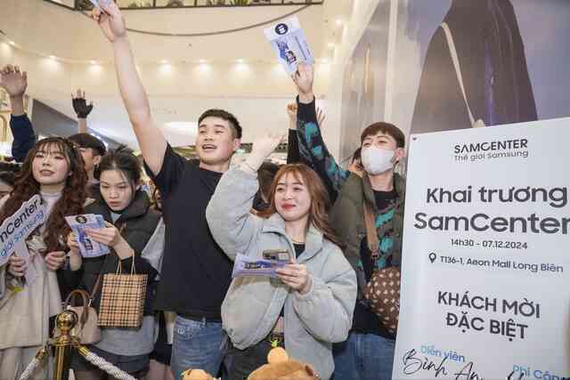 SamCenter thứ 33 mở tại Aeon Mall Long Biên: Giảm giá 60% cho Z Flip6, S24 FE..., nhiều quà tặng tổng trị giá hơn 99 triệu- Ảnh 10. SamCenter thứ 33 mở tại Aeon Mall Long Biên: Giảm giá 60% cho Z Flip6, S24 FE..., nhiều quà tặng tổng trị giá hơn 99 triệu- Ảnh 10.