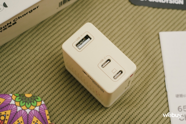 Củ sạc nhanh 65W thiết kế cực đẹp: 3 cổng USB, sạc nhanh cho iPhone, MacBook thoải mái, giá hơn 600.000 đồng- Ảnh 14. Củ sạc nhanh 65W thiết kế cực đẹp: 3 cổng USB, sạc nhanh cho iPhone, MacBook thoải mái, giá hơn 600.000 đồng- Ảnh 14.