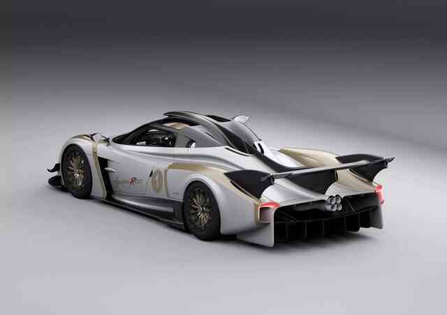 Cũng là Pagani Huayra như xe Minh Nhựa nhưng bản đặc biệt này có thông số khủng nhất lịch sử hãng- Ảnh 2. Cũng là Pagani Huayra như xe Minh Nhựa nhưng bản đặc biệt này có thông số khủng nhất lịch sử hãng- Ảnh 2.