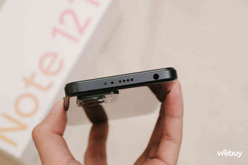 Smartphone Xiaomi giá chỉ hơn 4 triệu: Màn hình 144Hz, chip Dimensity 8200-Ultra điểm AnTuTu gần 1 triệu, sạc 67W- Ảnh 15. Smartphone Xiaomi giá chỉ hơn 4 triệu: Màn hình 144Hz, chip Dimensity 8200-Ultra điểm AnTuTu gần 1 triệu, sạc 67W- Ảnh 15.