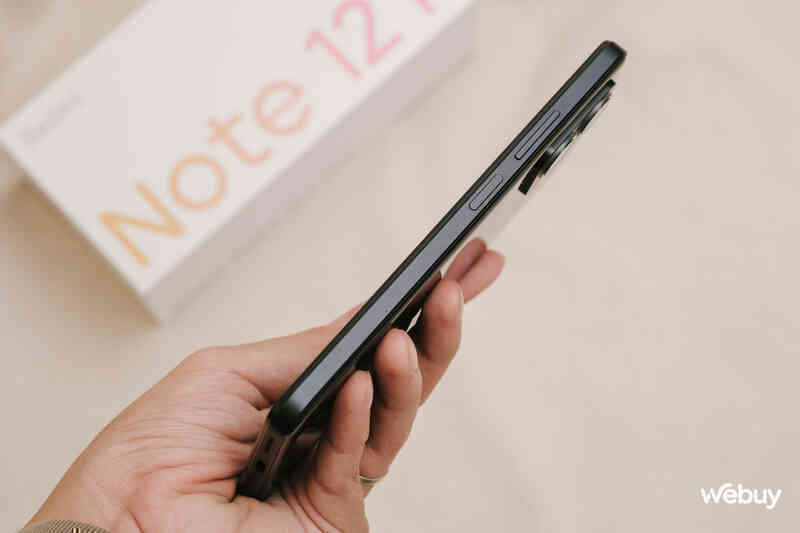 Smartphone Xiaomi giá chỉ hơn 4 triệu: Màn hình 144Hz, chip Dimensity 8200-Ultra điểm AnTuTu gần 1 triệu, sạc 67W- Ảnh 16. Smartphone Xiaomi giá chỉ hơn 4 triệu: Màn hình 144Hz, chip Dimensity 8200-Ultra điểm AnTuTu gần 1 triệu, sạc 67W- Ảnh 16.