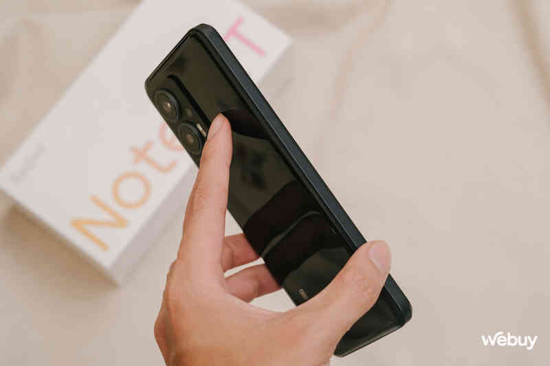 Smartphone Xiaomi giá chỉ hơn 4 triệu: Màn hình 144Hz, chip Dimensity 8200-Ultra điểm AnTuTu gần 1 triệu, sạc 67W- Ảnh 17. Smartphone Xiaomi giá chỉ hơn 4 triệu: Màn hình 144Hz, chip Dimensity 8200-Ultra điểm AnTuTu gần 1 triệu, sạc 67W- Ảnh 17.
