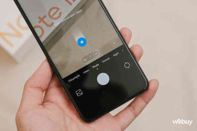 Smartphone Xiaomi giá chỉ hơn 4 triệu: Màn hình 144Hz, chip Dimensity 8200-Ultra điểm AnTuTu gần 1 triệu, sạc 67W- Ảnh 8. Smartphone Xiaomi giá chỉ hơn 4 triệu: Màn hình 144Hz, chip Dimensity 8200-Ultra điểm AnTuTu gần 1 triệu, sạc 67W- Ảnh 8.