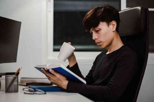 Top 5 thứ được người giàu đầu tư mạnh tay, còn người nghèo thường bỏ qua- Ảnh 2. Top 5 thứ được người giàu đầu tư mạnh tay, còn người nghèo thường bỏ qua- Ảnh 2.