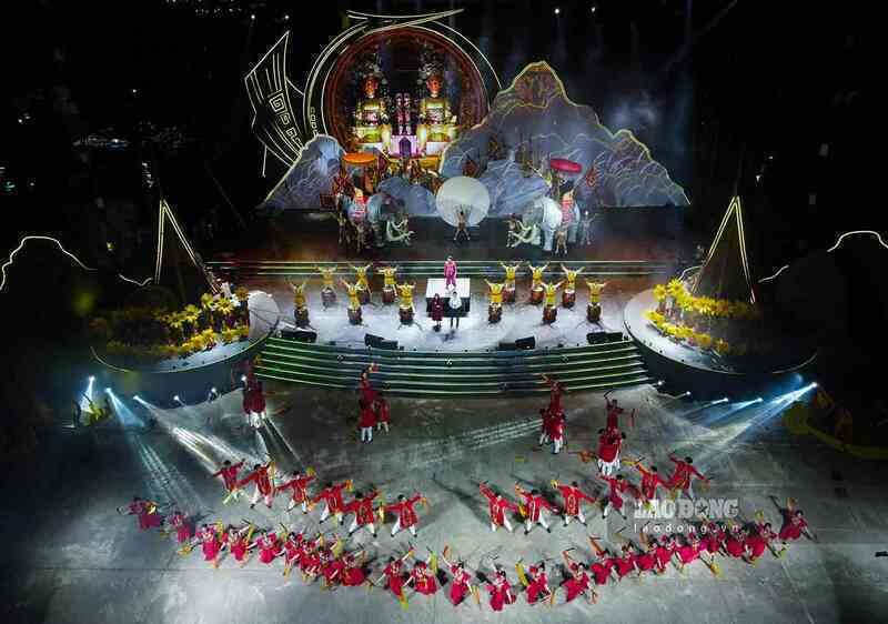 Choáng ngợp với công nghệ 3D mapping tái hiện cuộc khởi nghĩa Hai Bà Trưng