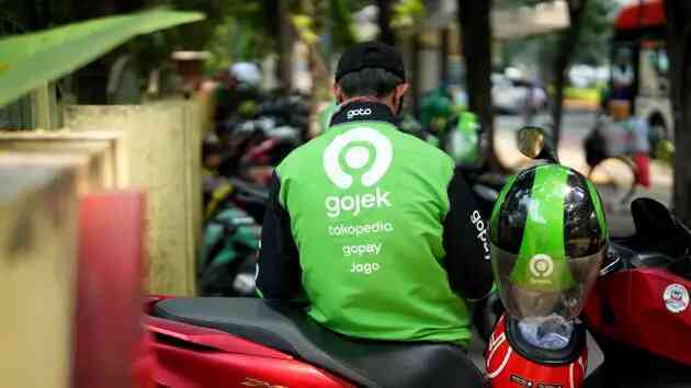 Công ty mẹ Gojek phủ nhận đàm phán sáp nhập với Grab