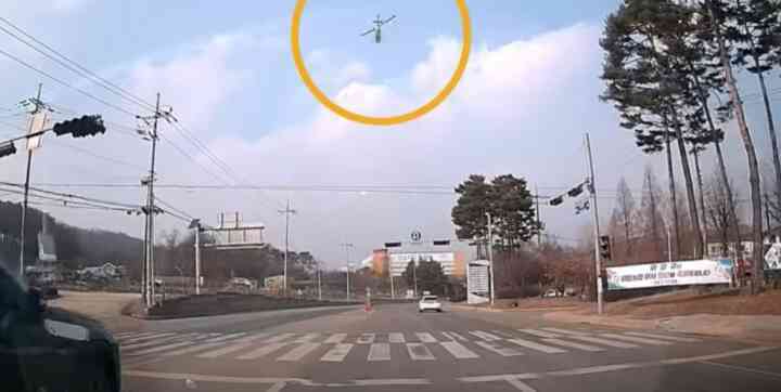 Cảnh sát Hàn Quốc dùng trực thăng truy bắt người Việt lái xe 200km/h