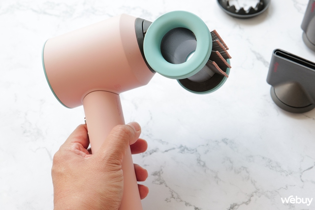 Máy sấy tóc Dyson Supersonic HD15 Ceramic Pop: Riêng hộp đựng đã 1.89 triệu, sấy nhanh, tạo kiểu, đa dạng phụ kiện
