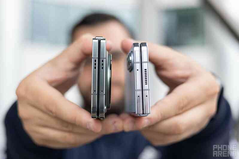 Apple chưa từ bỏ kế hoạch phát triển iPhone màn hình gập- Ảnh 5. Apple chưa từ bỏ kế hoạch phát triển iPhone màn hình gập- Ảnh 5.