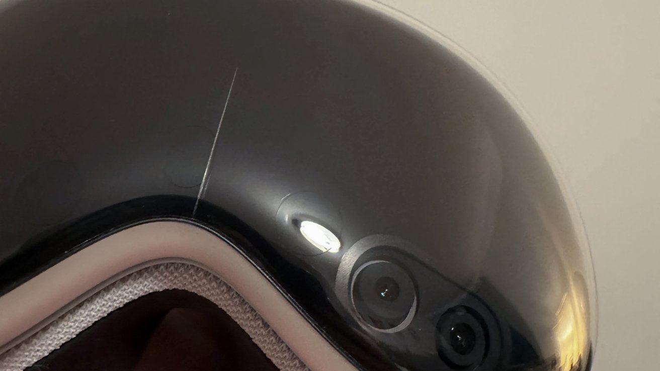 Nôn nóng bỏ ra 3.499 USD để sở hữu Apple Vision Pro, người dùng có nguy cơ mất thêm từ 300 đến 800 USD?