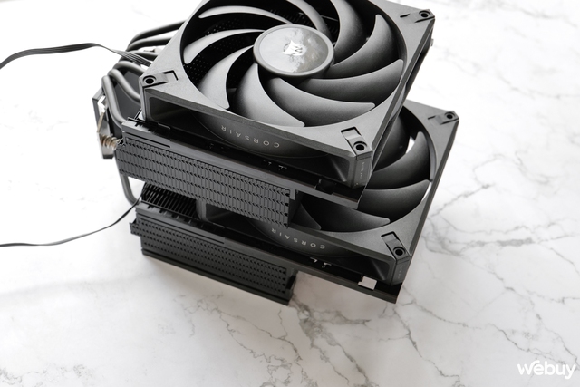 Đánh giá nhanh tản nhiệt khí cao cấp Corsair A115: Mạnh mẽ, êm ái và đắt tiền- Ảnh 17. Đánh giá nhanh tản nhiệt khí cao cấp Corsair A115: Mạnh mẽ, êm ái và đắt tiền- Ảnh 17.