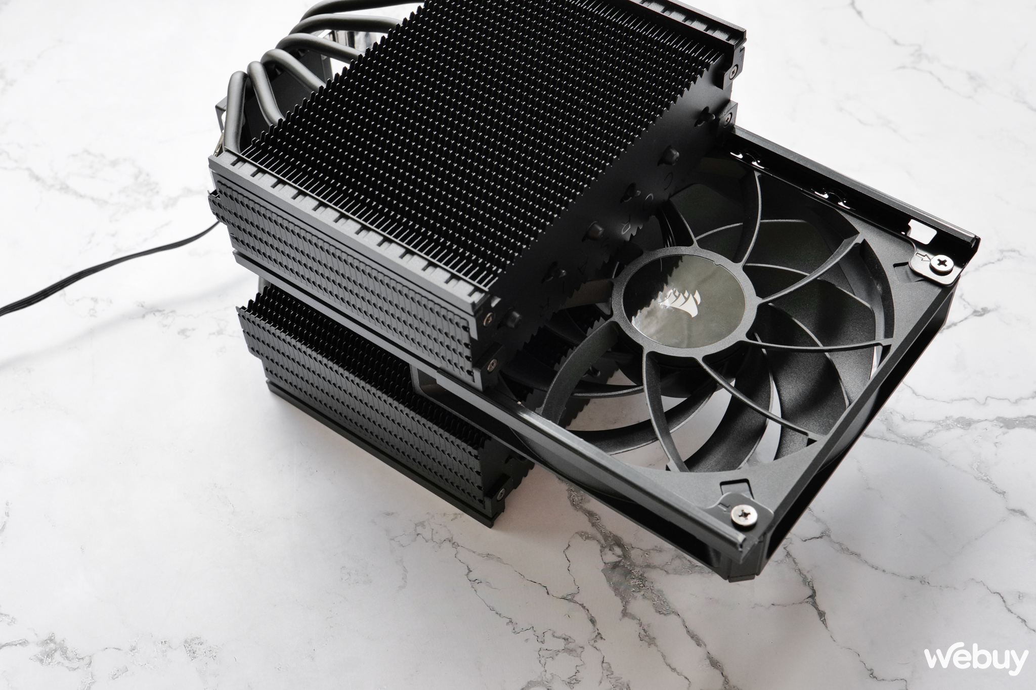 Đánh giá nhanh tản nhiệt khí cao cấp Corsair A115: Mạnh mẽ, êm ái và đắt tiền- Ảnh 9. Đánh giá nhanh tản nhiệt khí cao cấp Corsair A115: Mạnh mẽ, êm ái và đắt tiền- Ảnh 9.