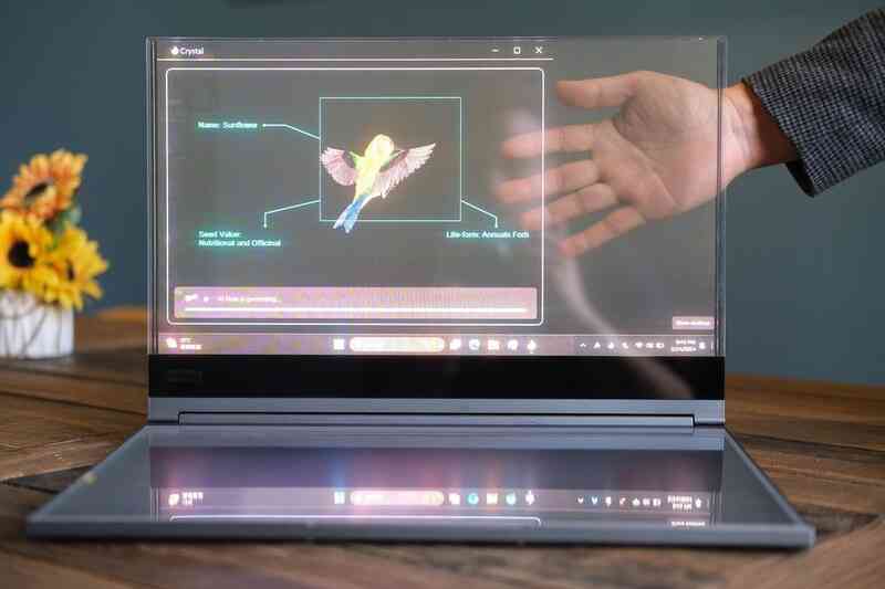 MWC 2024: Laptop màn hình trong suốt trình làng - 7