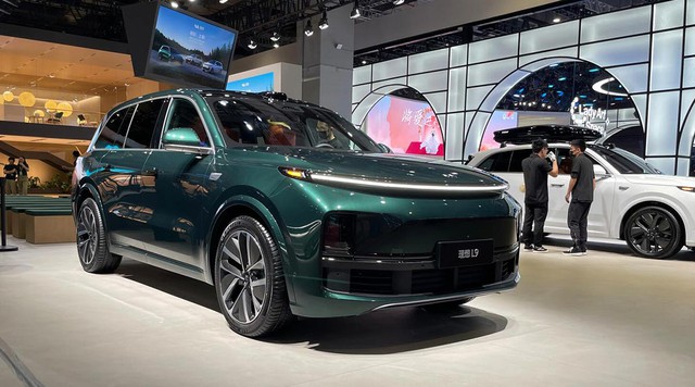 Nghe tin Apple bỏ làm xe điện, các hãng xe điện Trung Quốc tỏ vẻ bất ngờ: Nghe tin Apple bỏ làm xe điện, các hãng xe điện Trung Quốc tỏ vẻ bất ngờ:
