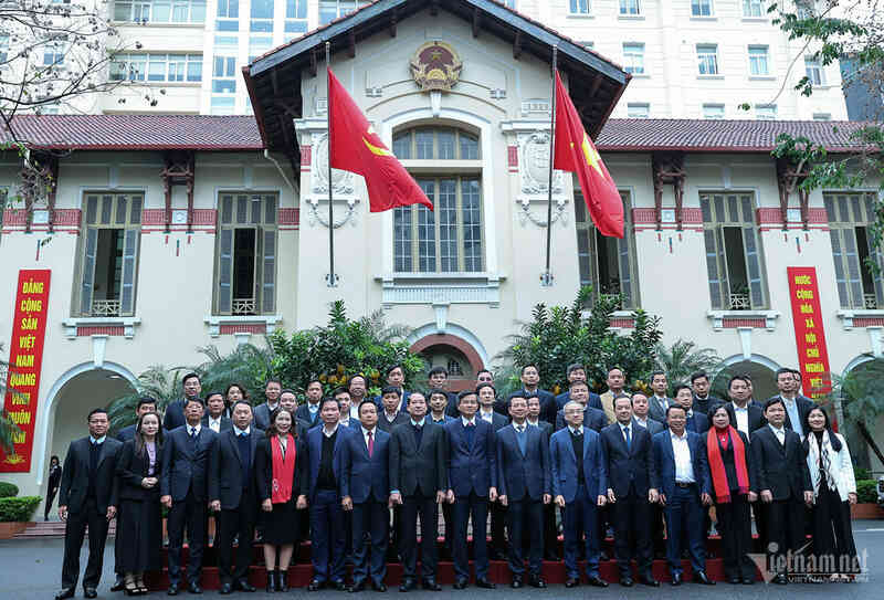 W-bo-truong-lam-viec-voi-ninh-binh-2-1-1.jpg