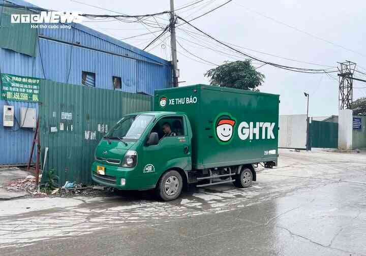 Giáp Tết, hàng loạt hãng giao hàng 'thất thủ', chủ shop online như ngồi trên lửa